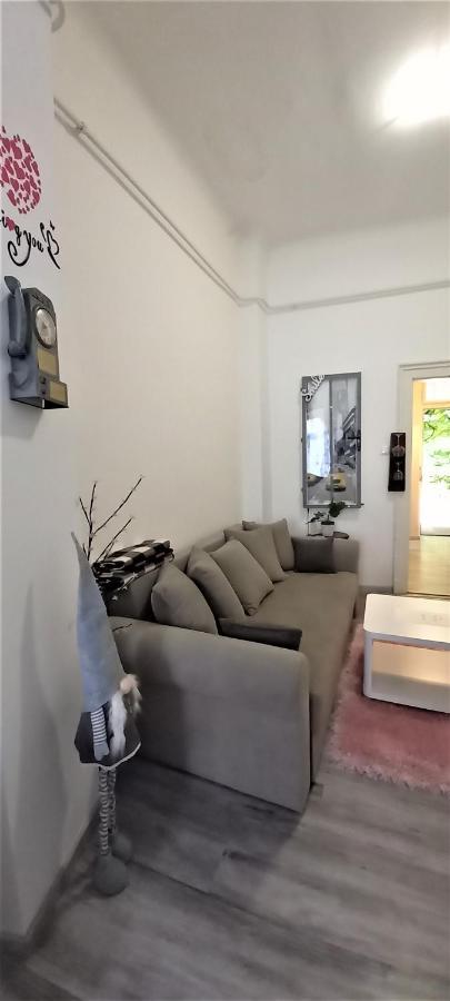 Imadnivalo Apartman Kozponti Helyen Boedapest