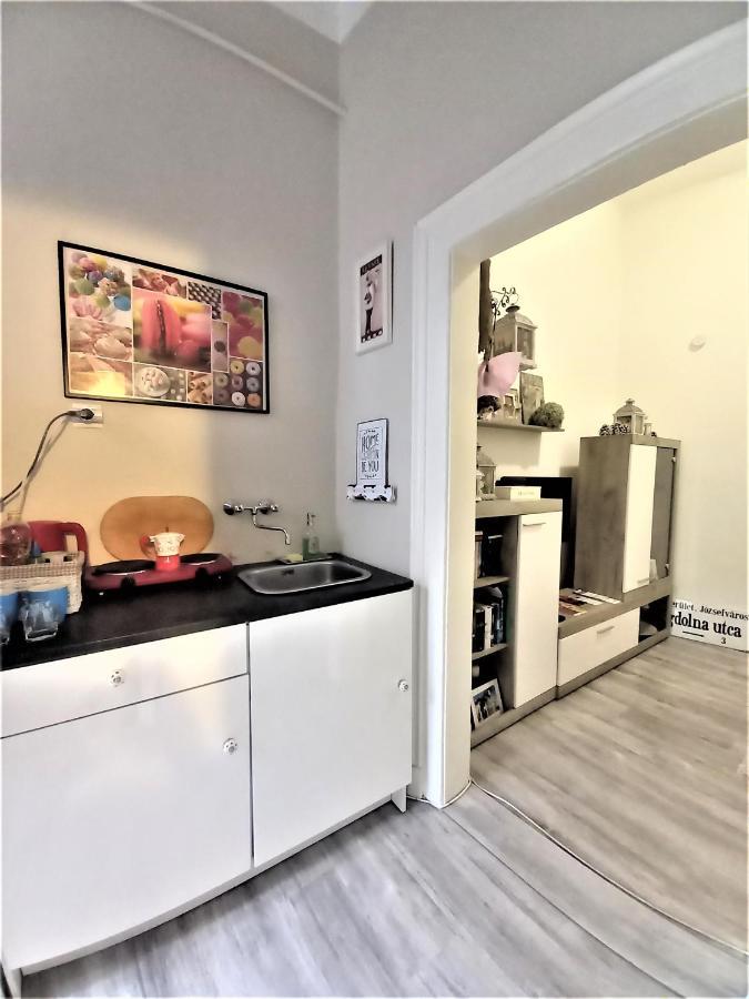 Imadnivalo Apartman Kozponti Helyen * Boedapest